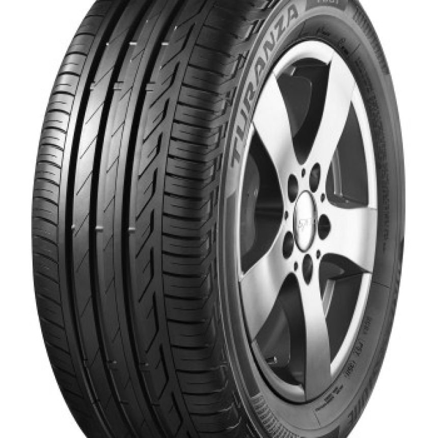 Turanza T001 215/50-18 W