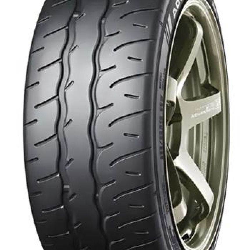Advan Neova  AD09 265/35-18 W